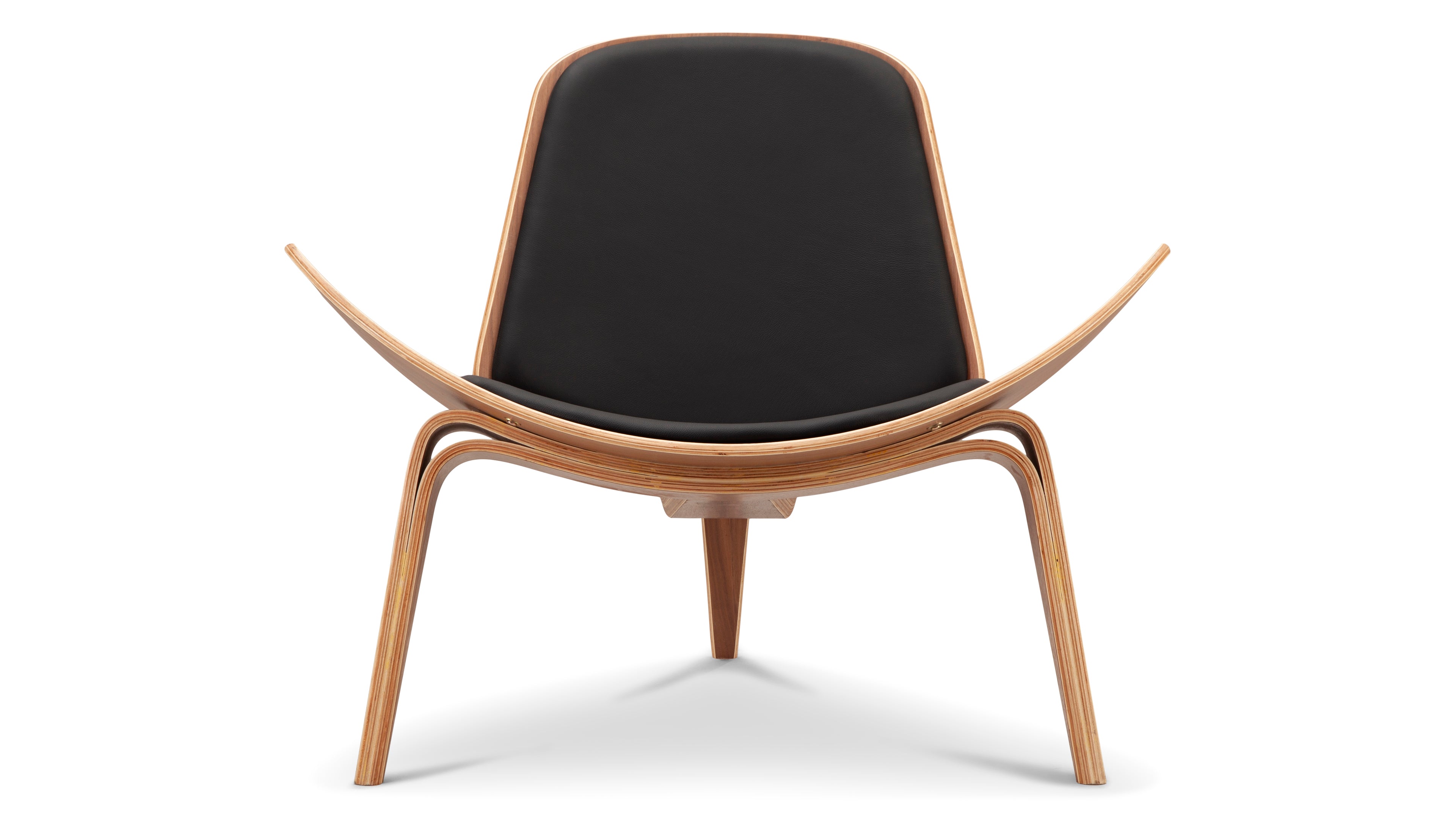 Thorvald & Design: Wegner Shell Chair - Expertly Crafted Seating