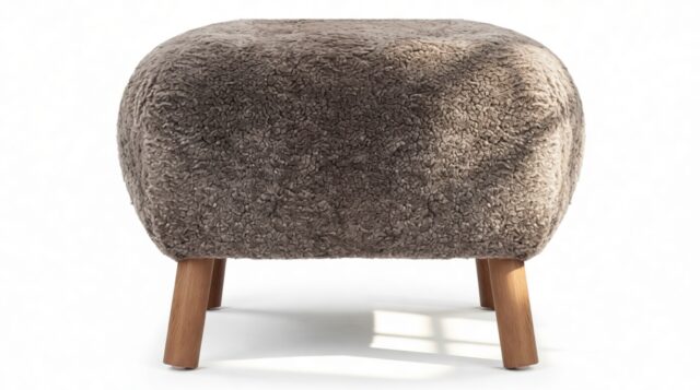 The Petra – Frosted Coco Luxe Sheepskin, Ottoman