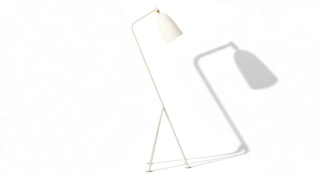 The Grasshopper – White, Floor Lamp