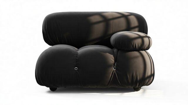 The Bellini – Black Velvet, Right Arm