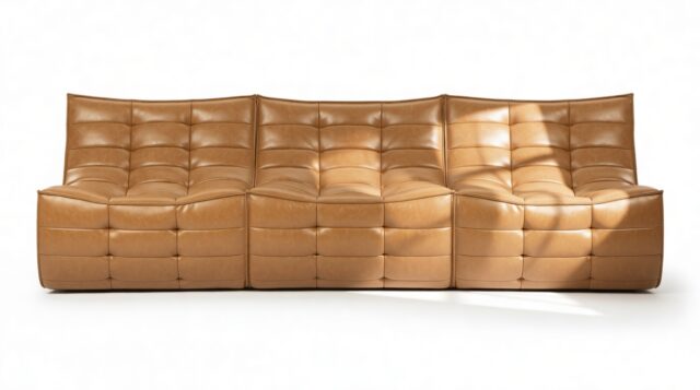 The Styr – Three Seater