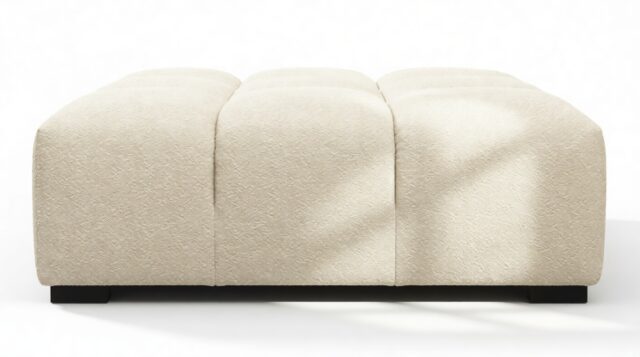 The Tufty – Eggshell Boucle, Ottoman