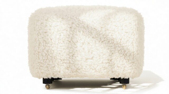 The Tired Man – White Long Hair Sherpa, Ottoman