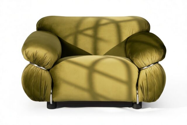 The Sesann – Olive Gold Velvet, Lounge Chair