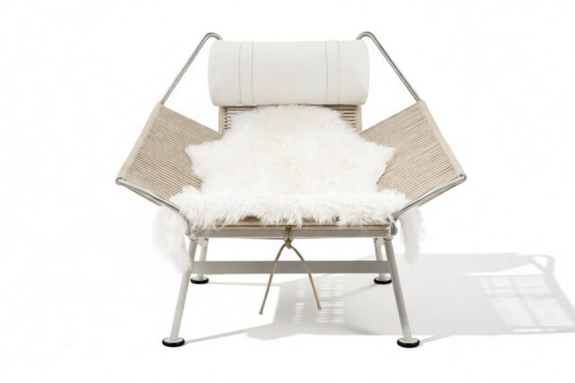 The Halyard – Ivory Premium Leather, Lounge Chair