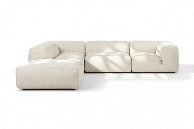 The Le Mura – Natural Linen, Left Corner