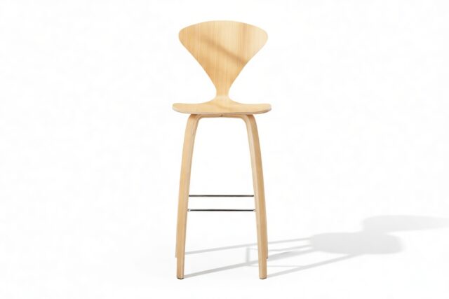 The Norman – Oak, Bar Stool