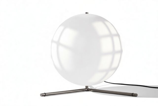 The IC – Pewter, T2 Table Lamp