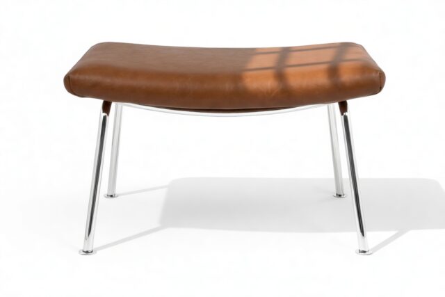 The Trondheim – Tan Premium Leather, Ottoman