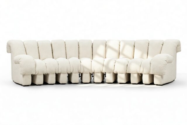 The DS 600 – White Boucle, Three Seater Sofa