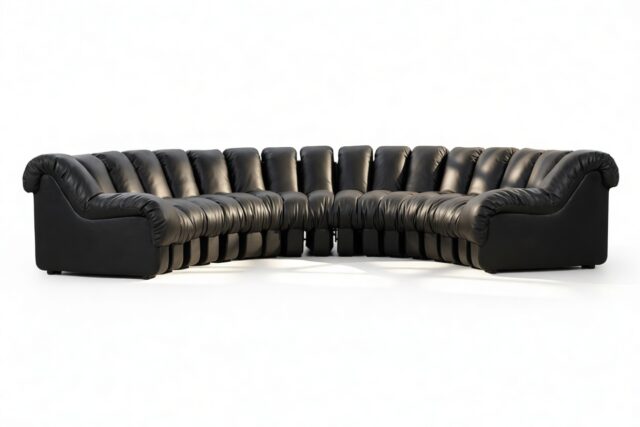 The DS 600 – Black Vegan Leather, Sectional, U Shape