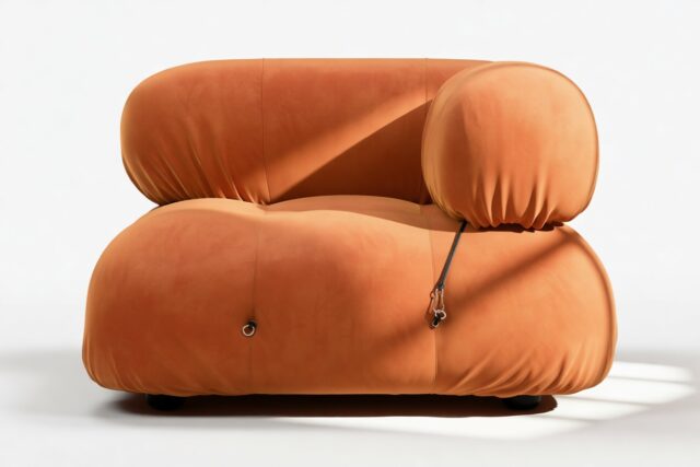 The Bellini – Apricot Velvet, Right Corner