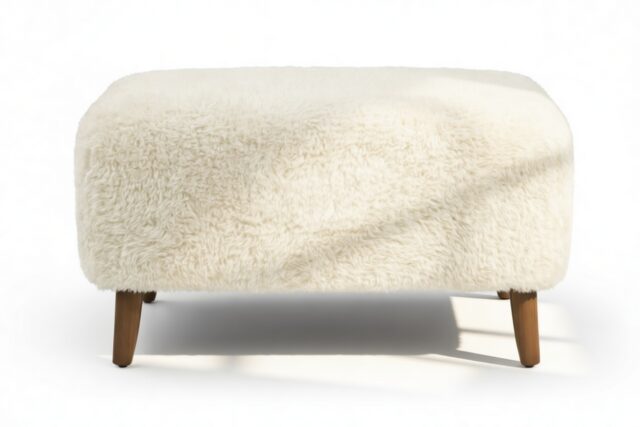 The Palapa – White Long Hair Sherpa, Ottoman